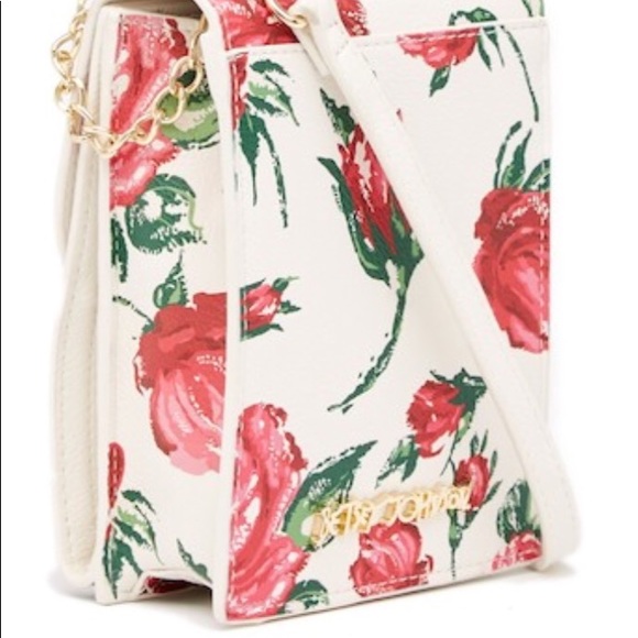 NEW ❤️Betsey Johnson Crossbody Bag - Picture 3 of 4